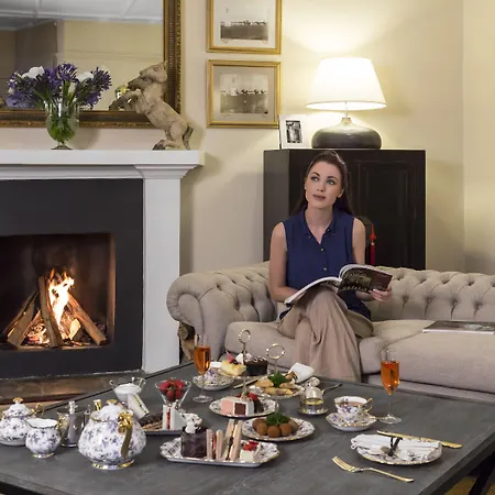 Villa Hill Rise Luxury & Stables By Edwards Collection -