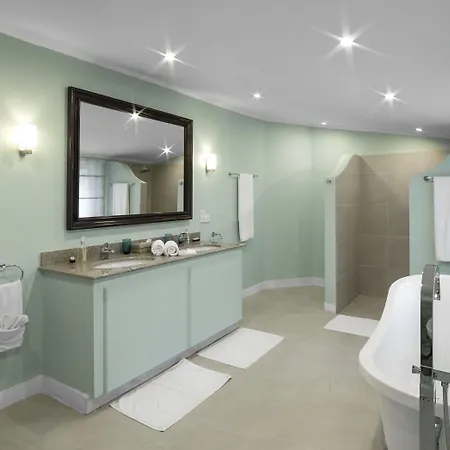 Villa Hill Rise Luxury & Stables By Edwards Collection -
