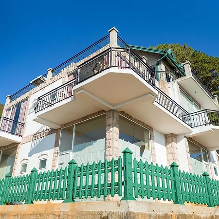 Universal Hills Hotel Nuwara Eliya