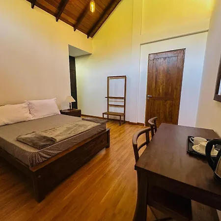 Hotel Vogue - Black Pool Nuwara Eliya