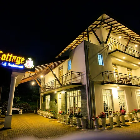 La Cottage Boutique Hotel & Restaurant Hotel 3*