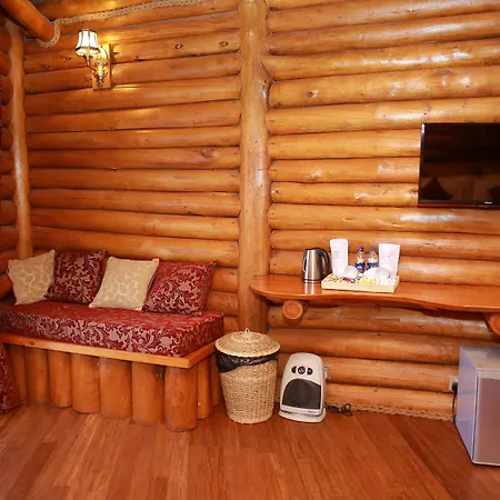 Queenswood Hotel 5*
