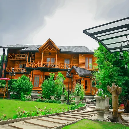 Hotel Queenswood Nuwara Eliya