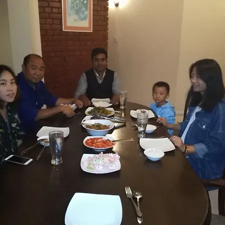 Resort Lake View Holiday Nuwara Eliya
