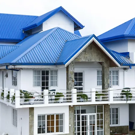 Blue Meadows Nuwaraeliya Hotel 3*