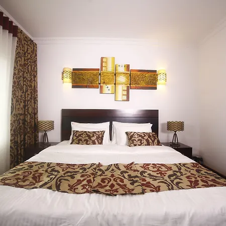 Blue Meadows Nuwaraeliya 3*