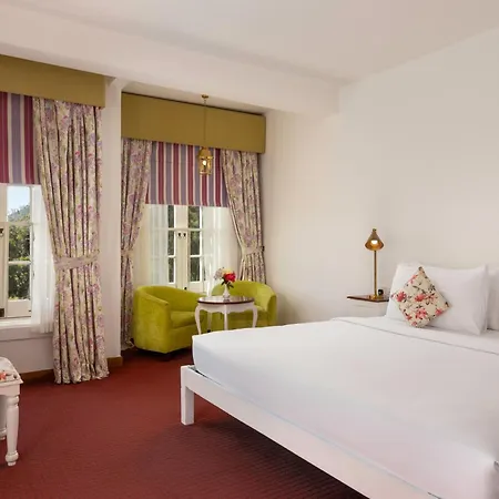 Jetwing St Andrew's Hotel 5*