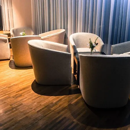 Horton Towers And 4* Nuwara Eliya