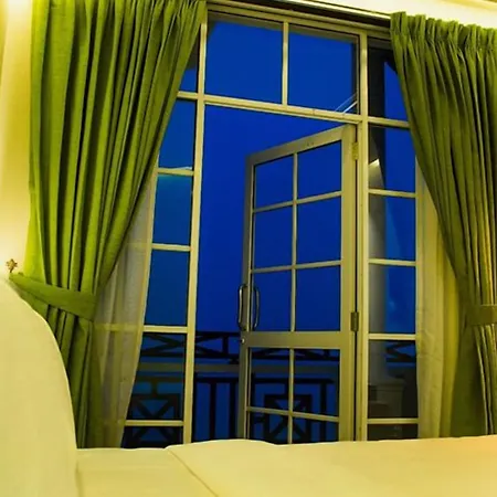 Hotel Horton Towers And 4*