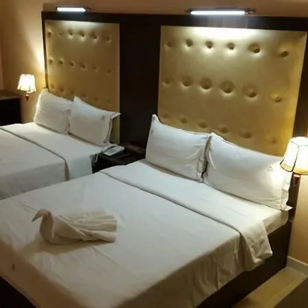 Hotel The Queensburry