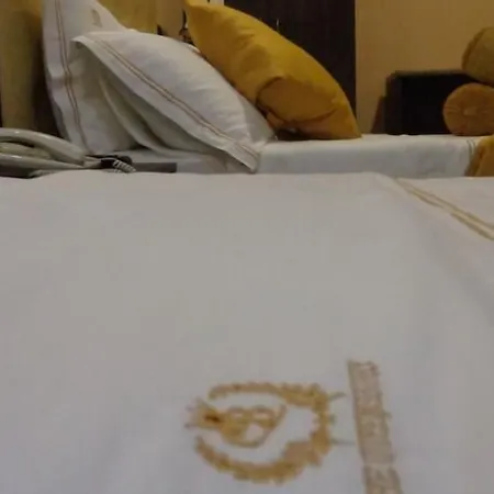 The Queensburry Hotel Nuwara Eliya
