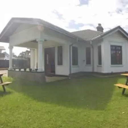 Hostel By Backpack Lanka