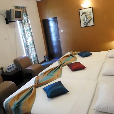 Hotel Binota 3*