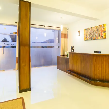 Hotel Grand Camellia