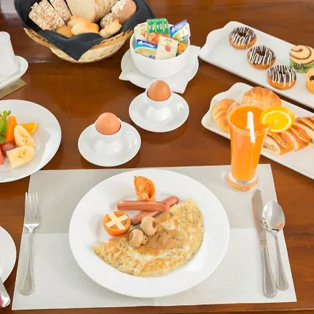Grand Camellia Hotel Nuwara Eliya