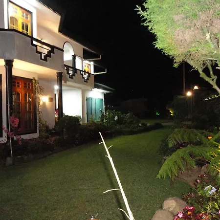 Guest house Hill Crest Residency