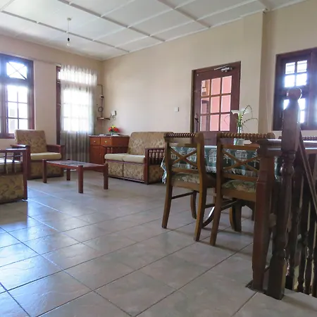 Guest house Carnation Rest 4*