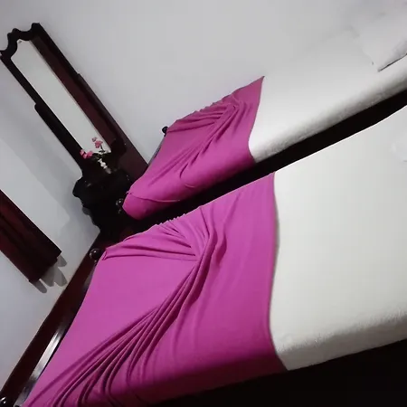 Kumara Sevana Homestay *