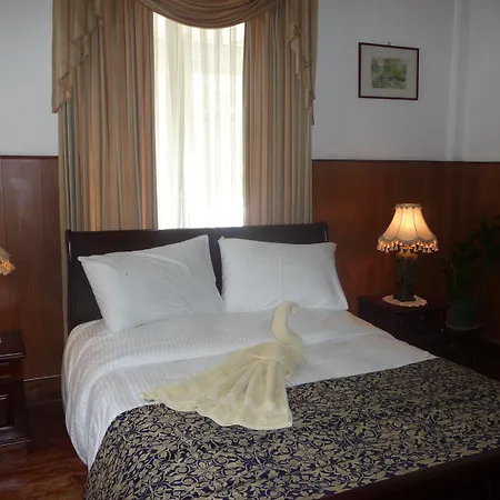 The Trevene Hotel Nuwara Eliya