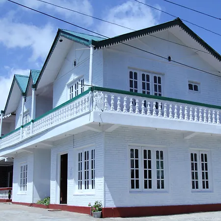 Blue Moon Guest house Nuwara Eliya