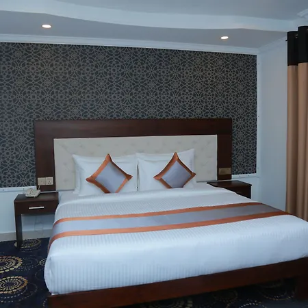 Galaxy Grand Hotel 3*