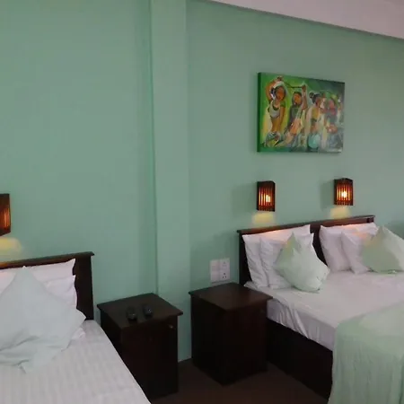 Guest house Manudi Glenfallsedge Rest Nuwara Eliya