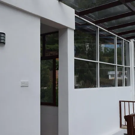 Manudi Glenfallsedge Rest 3* Nuwara Eliya
