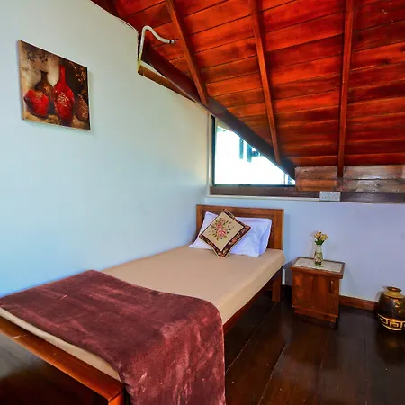 Mount Hotel Nuwara Eliya