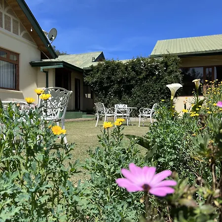 Hotel Tea Bush Nuwara Eliya