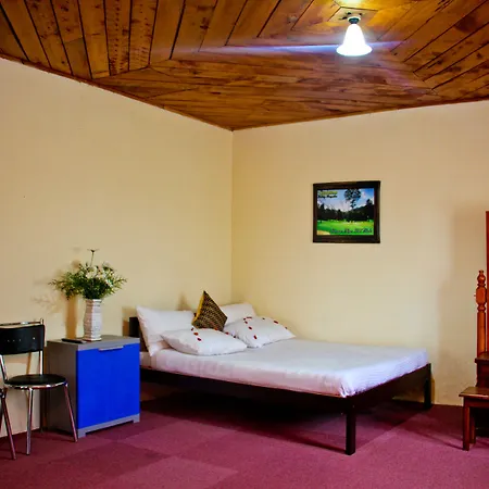 Chelthnam Hotel 2*