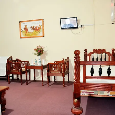 Chelthnam Hotel 2*