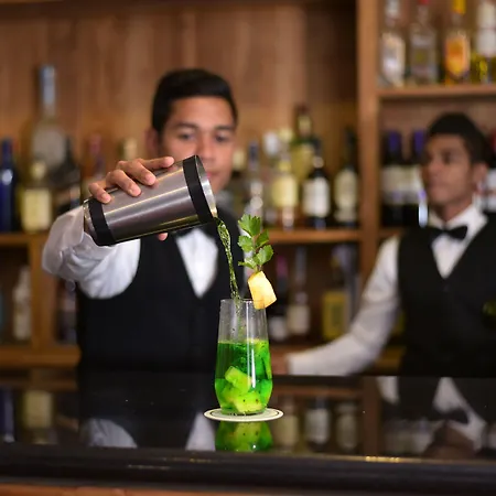Hotel Araliya - Your Gateway To Everything In Nuwara Eliya