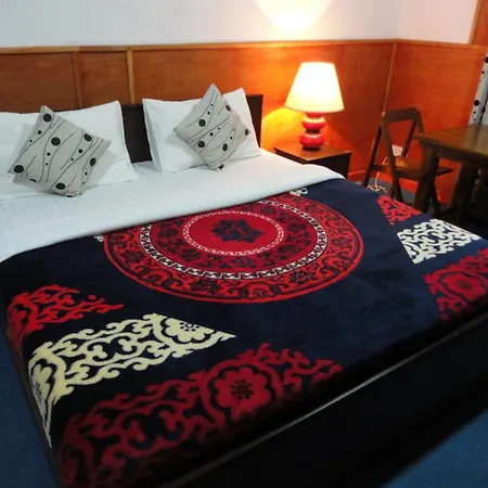 Sapu's Mountain Breeze Guest house *