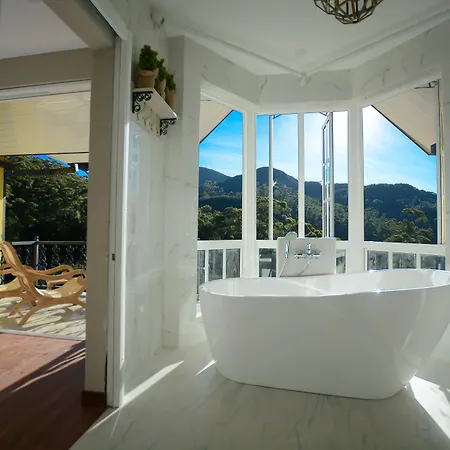 Luxe Wilderness - Private Villas, Free Breakfast, 2km From Centre Villa *