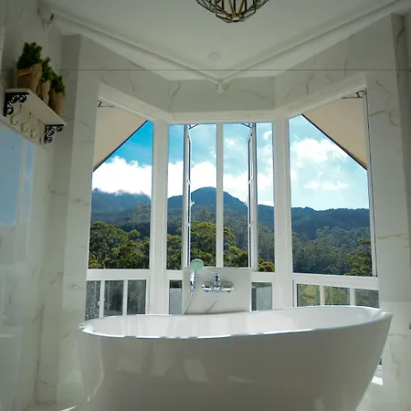 Villa Luxe Wilderness - Private Villas, Free Breakfast, 2km From Centre *