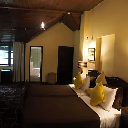 Ferncliff Guest house 4*