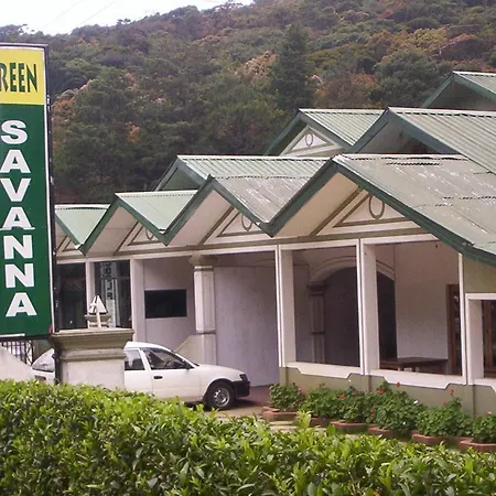 Green Savanna Holiday Bungalow