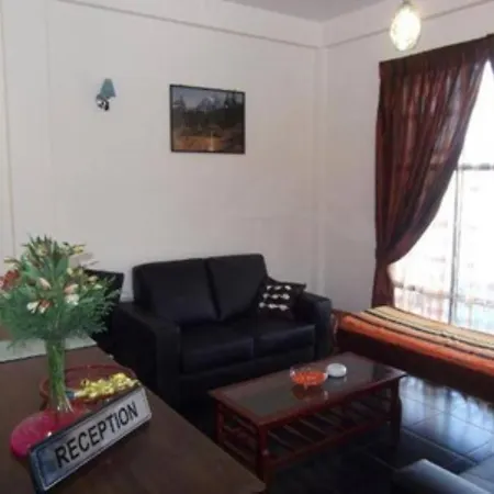Yoho Pello Hotel