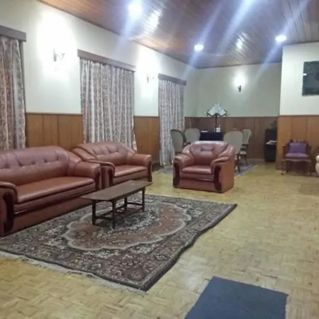 Royal Garden 3*