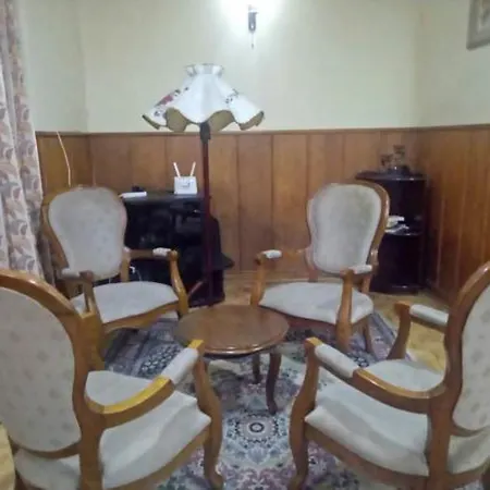 Hotel Royal Garden Nuwara Eliya