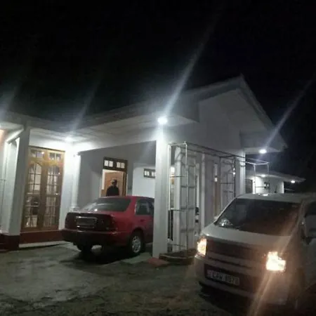 Royal Garden Hotel Nuwara Eliya
