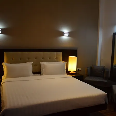 Hotel Ripon Grand Hill By Ehi 5*
