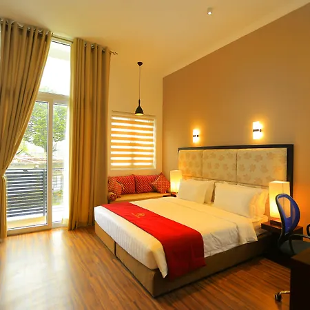 Hotel Ripon Grand Hill By Ehi 5*