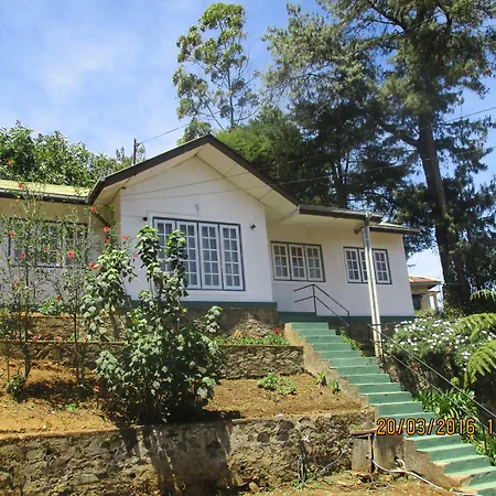 Crown Homestay Nuwara Eliya