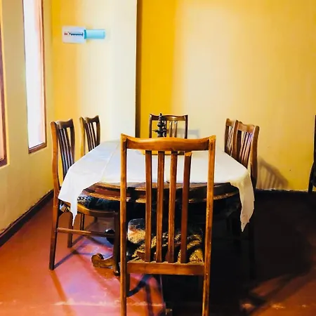 Tea Planters Lodge, Cooking Class And Tours Homestay *