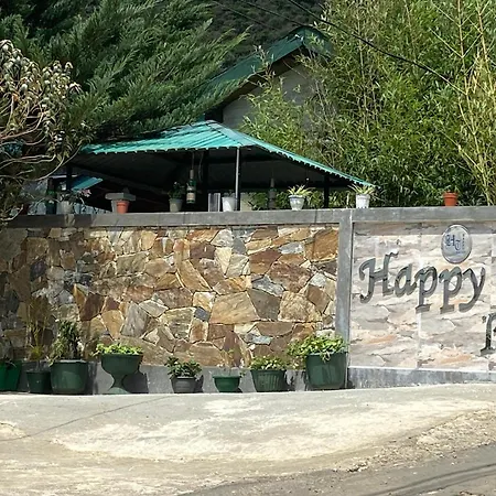 Happy * Nuwara Eliya