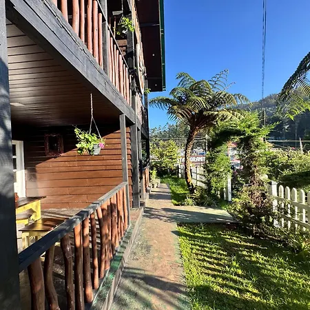 Hotel Crab And Nuwara Eliya