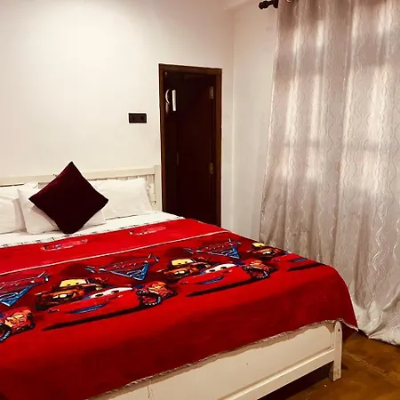 Hotel The Budget White House