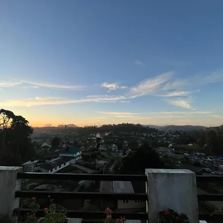 Hotel The Budget White House Nuwara Eliya