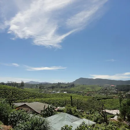 Guest house Hill Crest Residency Nuwara Eliya